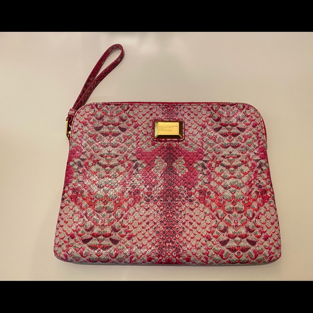 Marc by Marc Jacobs Supersonic Snake Printed iPad Sleeve/clutch